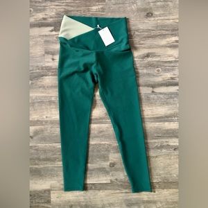 NWT Wilo The Label Leggings